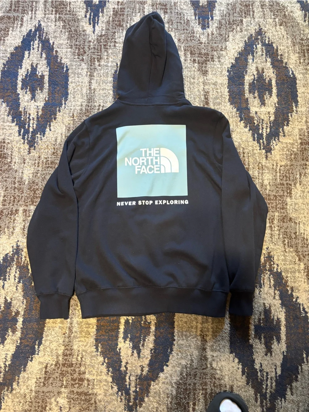 Black North face hoodie